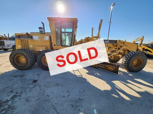 Used Motor Graders - 2001 CAT – 140H - $90,300